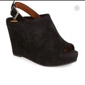 🌼LUCKY BRAND black suede platform sandals SZ 9🌼